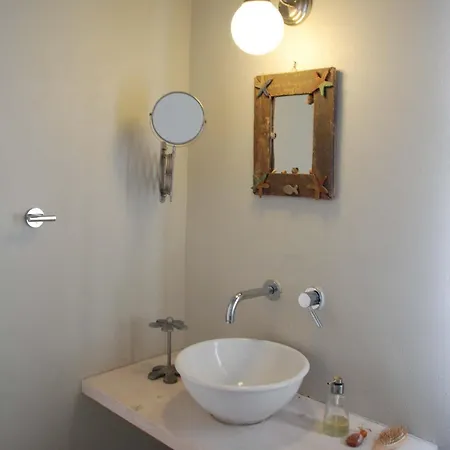 Thimari A House In Olive Grove Erétria